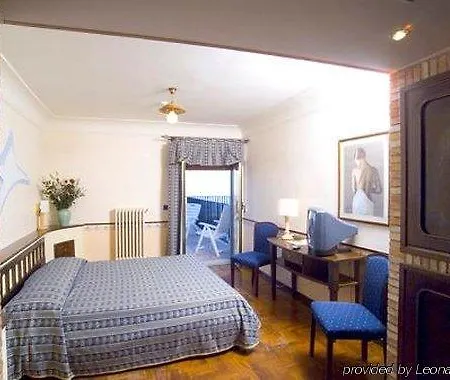 Hotel Airone